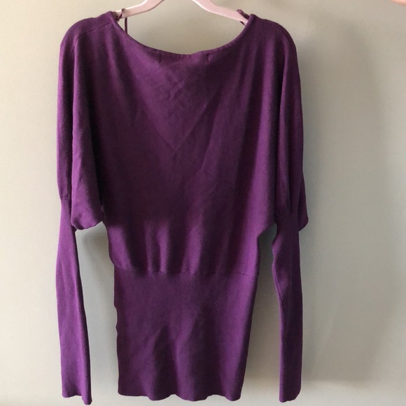 Purple long sleeves Top - Picture 2 of 4